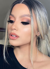 Load image into Gallery viewer, Black pen eyeliner