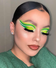 Load image into Gallery viewer, Obsesión Lash
